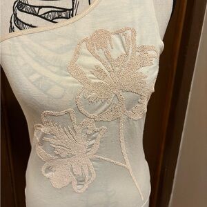 NWT Floral Embroidered Sleeveless Top
